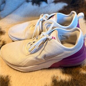 Nike Women's White and Pink Sneakers